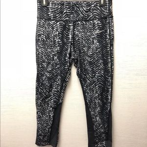 Nike Cropped Leggings